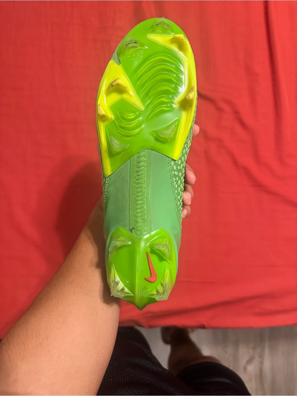 Kobe Grinch Football cleats 10.5 - Picture 3 of 8